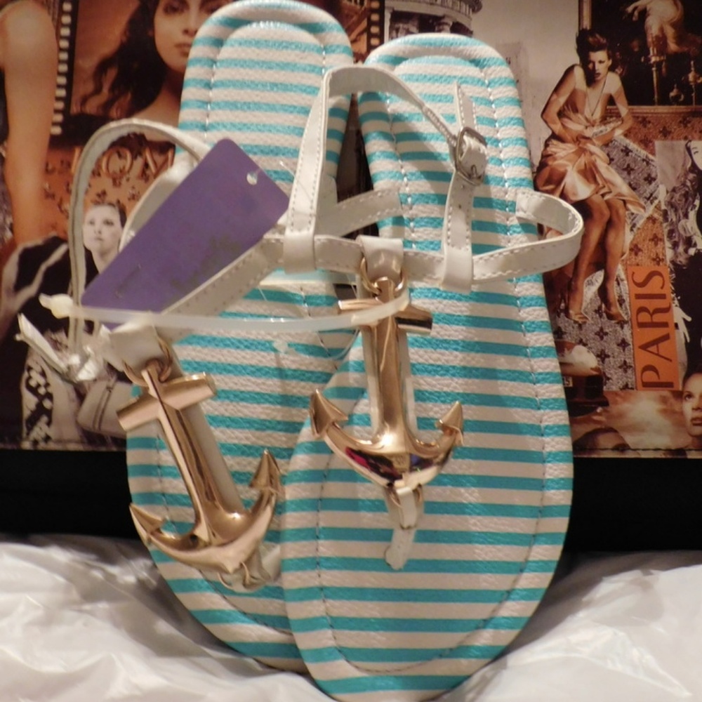 CLAIRS ANCHOR SANDALS NWT
